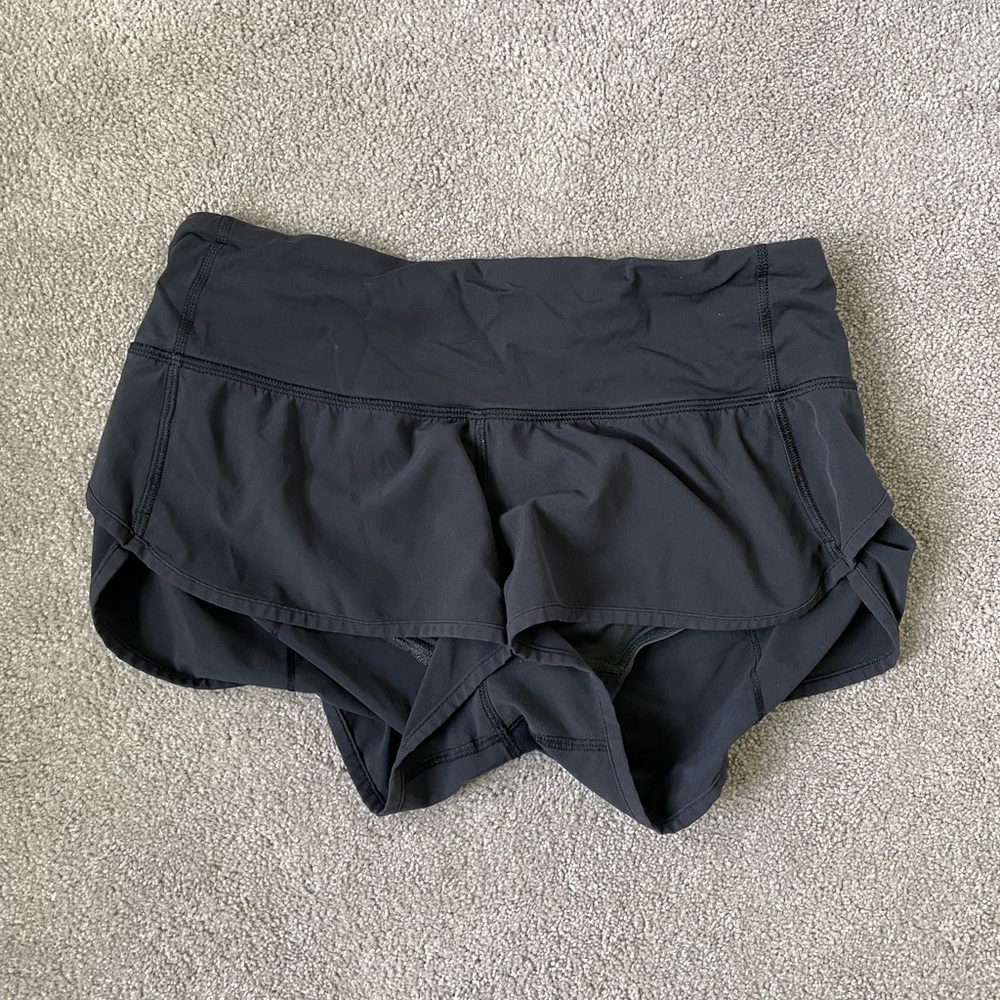 Lululemon Speed Short 2.5” - Size 4